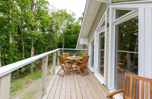 Penally House | Woodland View - Three Bedroom House, Sleeps 6