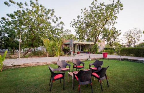 Air Force Area Villa | Woodlands Cottage - Luxury stay