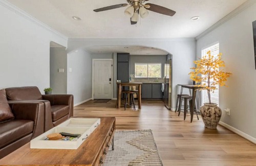 Grogan's Mill House | Woodlands Escape: Come to Relax.