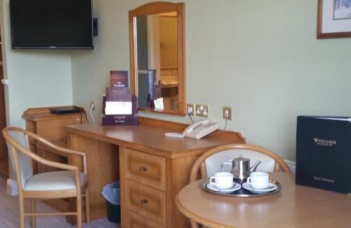 Waterford Hotel | Woodlands Hotel & Leisure Centre