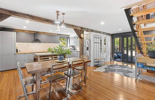 Ocean Grove Villa | Woodlands Retreat
