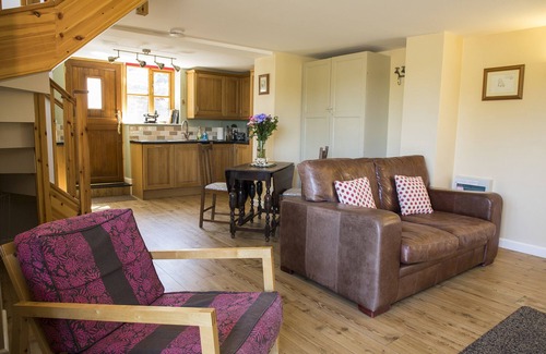 Llangollen Cottage | Woodpecker Cottage