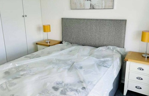 Welney House | Woodpecker Fishing Lodge-Sleep 2