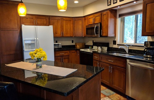 Marble House | Woodridge-Entire House with 50+ acres for your enjoyment