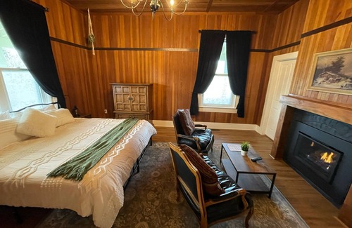 Sooke Bed & Breakfast | Woodside Farm Country Inn
