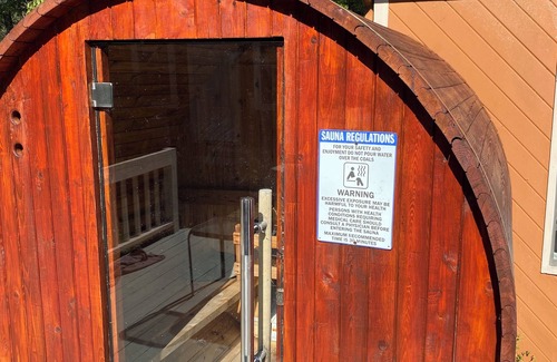 Circleville House | Woodsie - best glamping experience Middletown ny