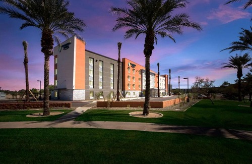 Chandler Hotel | WoodSpring Suites Chandler Airport