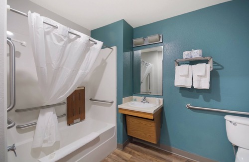 Huntcliff Hotel | WoodSpring Suites Columbia Fort Jackson