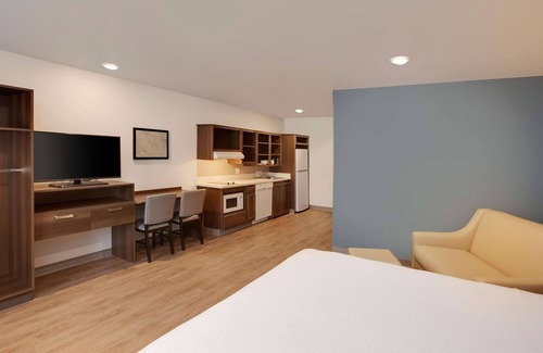 Spring Branch Hotel | WoodSpring Suites Houston Northwest