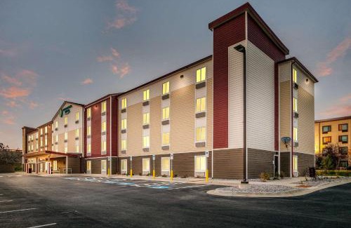 Grant Creek Hotel | WoodSpring Suites Missoula