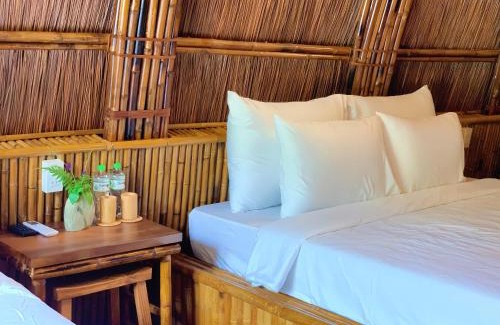 Cat Hai Hostel | Woodstock Jungle Camp