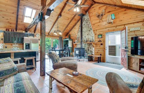 Beaver Cove House | Woodsy Beaver Cove Cabin with Deck and Fire Pit!