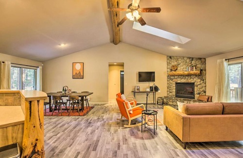 Three Rivers House | Woodsy Bend Vacation Rental - Pet Friendly!