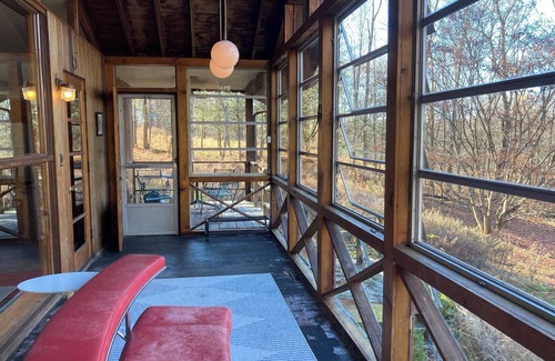 Washingtonville House | Woodsy Hudson Valley Home