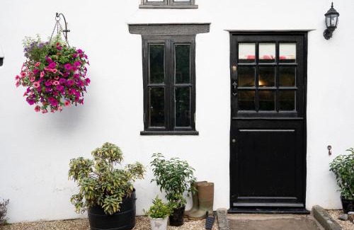 Compton Martin House | Woodview - cosy 1840s cottage in Chew Valley and Mendip AONB