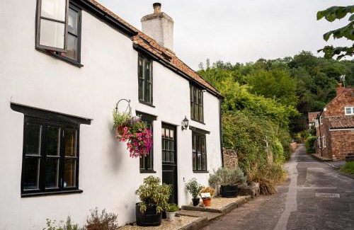 Compton Martin House | Woodview - cosy 1840s cottage in Chew Valley and Mendip AONB