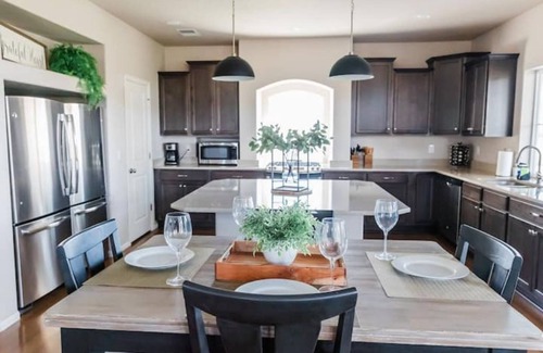 Johnstown House | WoodVilla w/Hot Tub, Movie Theater, & Game Room