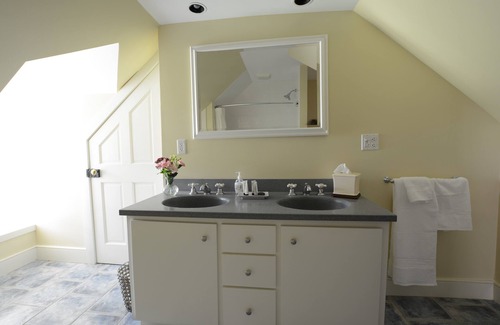 Esmont Bed & Breakfast | Woodville Bed and Breakfast