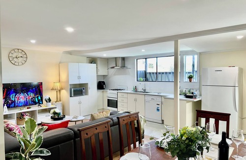 Woodville Gardens House | Woodville Garden Home in great location