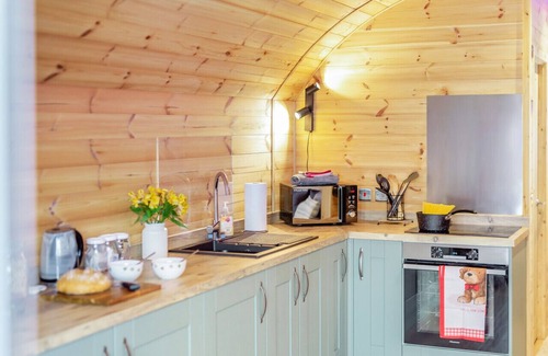 Northallerton House | Woody - One Bedroom House, Sleeps 2