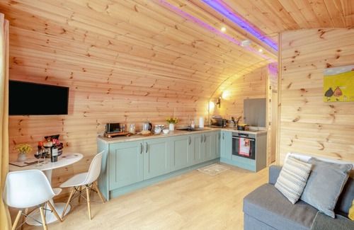 Northallerton House | Woody - One Bedroom House, Sleeps 2