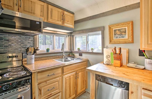 Higgins Lake Cabin | 'Work, Play & Get Away Cabin' Near Higgins Lake!