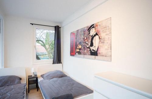 Ahrensburg Apartment | Work & Stay Apartment near Hamburg