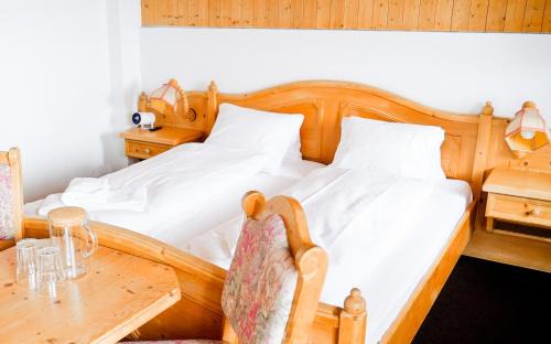 Sedrun Hotel | Workation Apartments - 24-7 Self-Checkin - Hotel Postigliun Sedrun