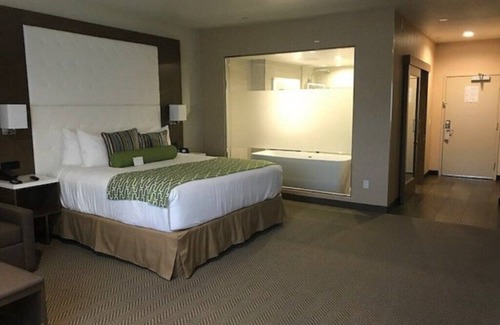 Anaheim Resort House | WorldMark Anaheim - 2 Bedroom