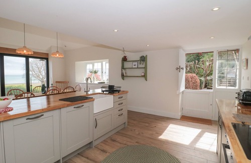 Porlock Weir Cottage | WORTHY BARN, pet friendly, country holiday cottage in Porlock Weir