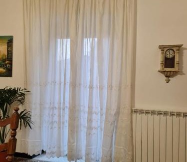 San Teodoro Apartment | WOW HOME 2 - 175 mq - posteggio privato - davanti porto traghetti - fino a 10 posti letto - balcone