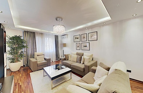 Stari Grad Apartment | Wow! Private 5 Star Apartment near Main Square