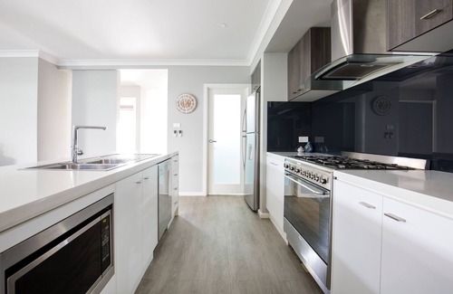 Callala Bay House | Wowly Waters at Callala Bay ~ Pet friendly 🐳