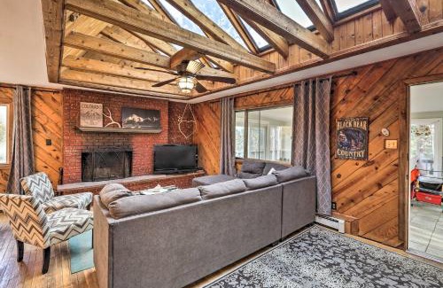 Coal Creek House | Wraparound Deck Serene Mountain Escape in Golden!