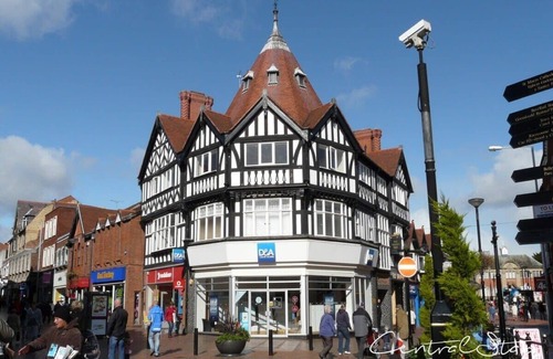 Wrexham Apartment | Wrexham Central Stay Apartment Seven