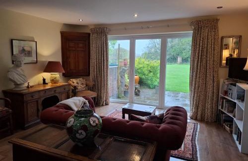 Swanmore Apartment | Writer's Retreat