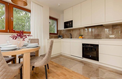 Mirow Apartment | Wronia 45 | Elegant Apartment | Parking