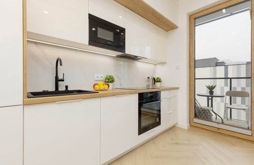 Mokotow Apartment | Wynalazek 3E | A/C | Parking | Remote Work