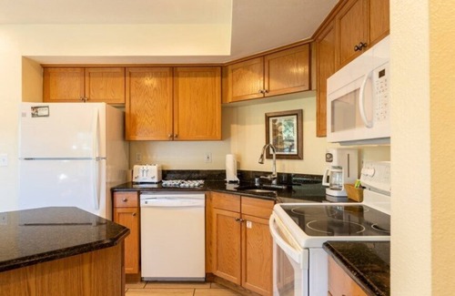 Altaville Condo | Wyndham Angels Camp- Angels Camp, CA - 2 Bedroom