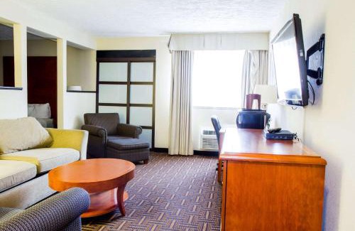 Medicine Hat Hotel | Wyndham Garden Medicine Hat Conference Center