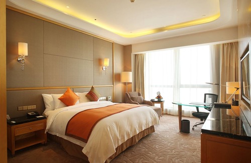 Jiangyin Hotel | Wyndham Grand Plaza Royale Changsheng Jiangyin
