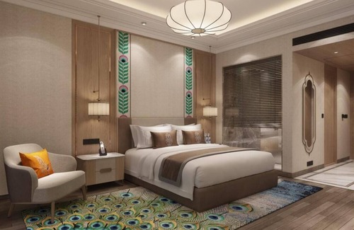Udaipur District Hotel | Wyndham Grand Udaipur Fateh Sagar Lake