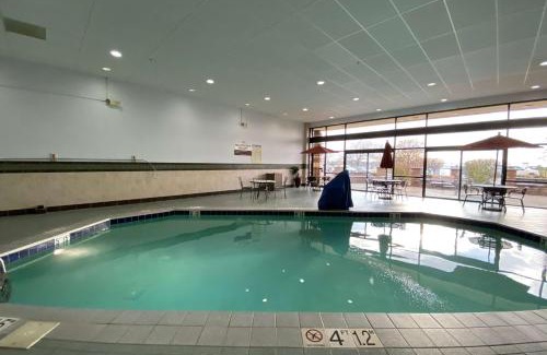 Burnsville Hotel | Wyndham Minneapolis South Burnsville