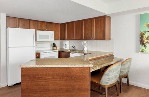 Pompano Beach Condo | Wyndham Santa Barbara Resort|2BR/2BA King Bed Balc