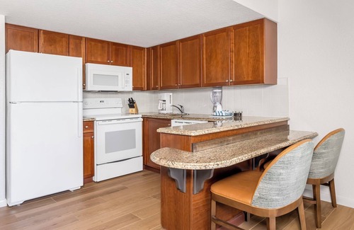 Pompano Beach Condo | Wyndham Santa Barbara Resort|2BR/2BA King Bed Balc