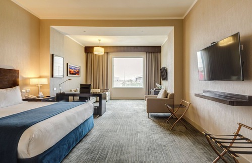 Pudahuel Hotel | Wyndham Santiago Aeropuerto