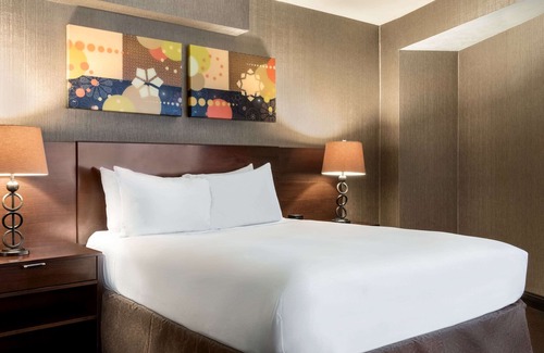 Downtown Springfield Hotel | Wyndham Springfield City Centre