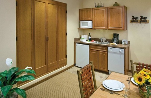 Taos Apartment | Wyndham Taos - Stunning Studio