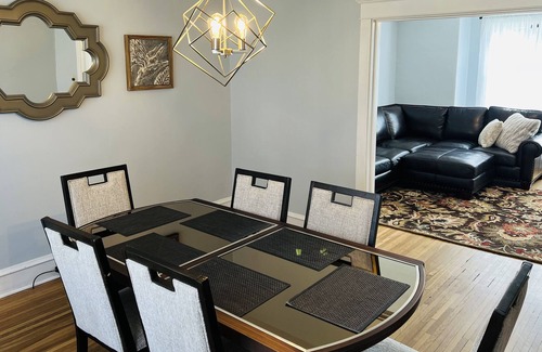 Wyomissing House | Wyomissing 2 Bedroom w Office
