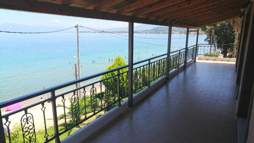 Patras Apartment | xanthi's sea front villas